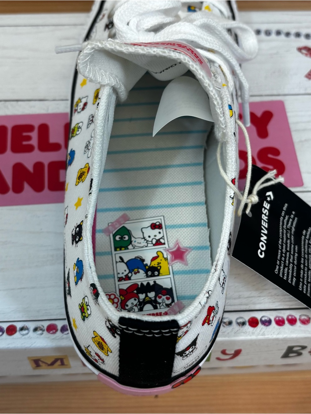 Converse HELLO KITTY And Friends Chuck Taylor White Low Sneakers Women’s Sz 7 - Picture 6 of 11